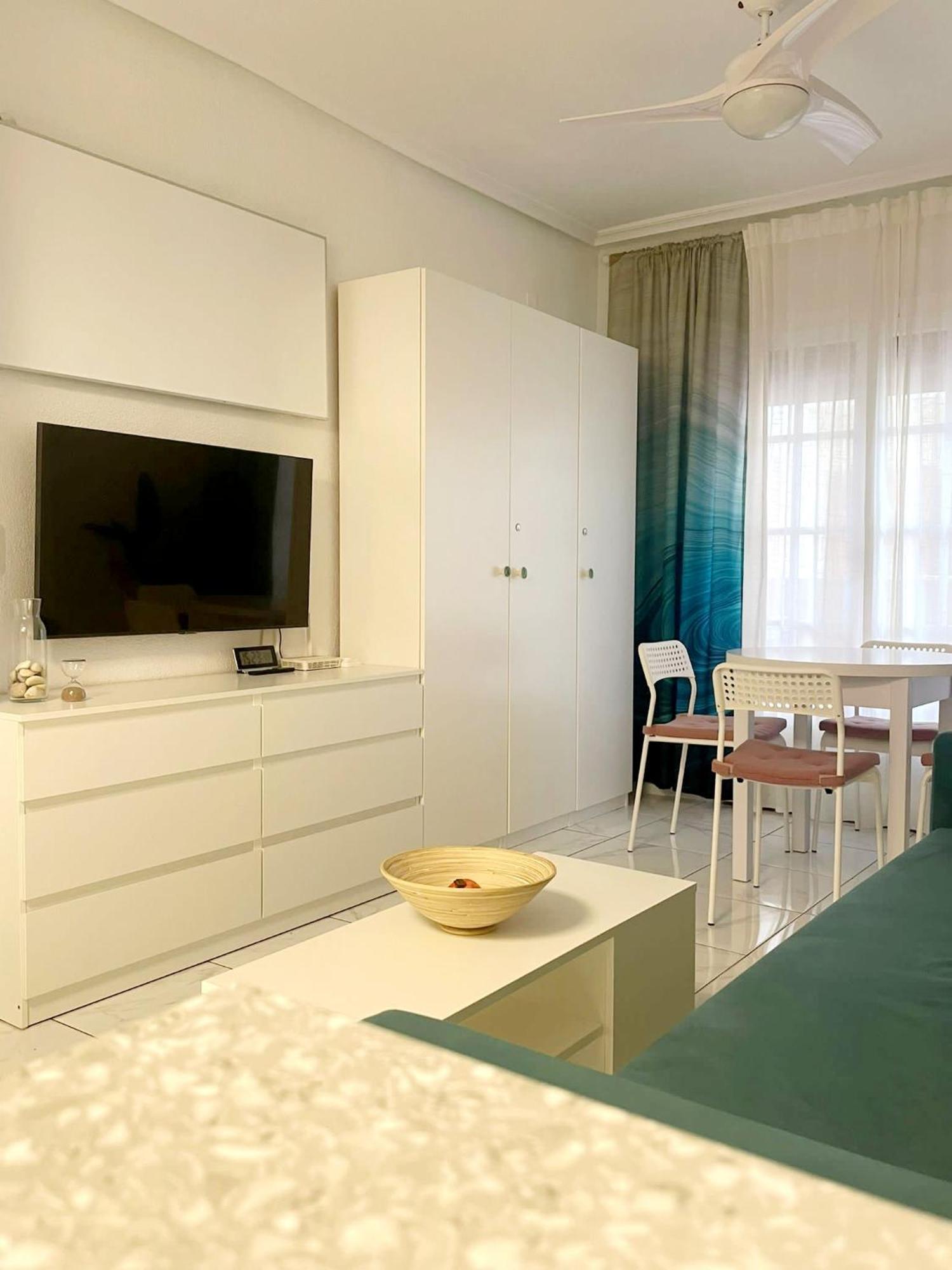 Apartament Casa Milo Playa Los Locos 또레비에하 외부 사진